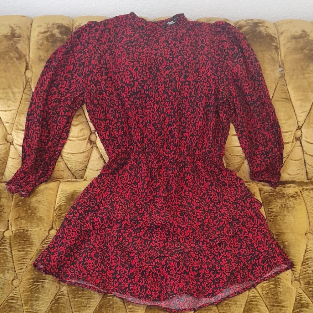 Zara Red and Black Printed Long-Sleeve Mini Dress Never Worn